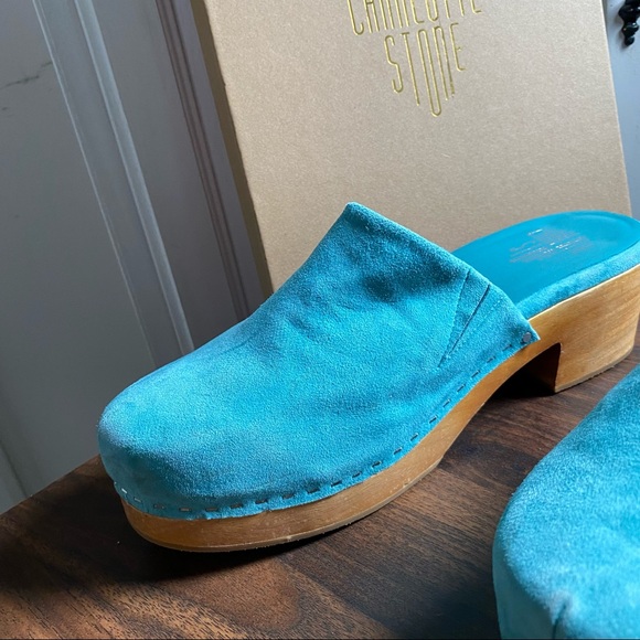 Turquoise Suede Clogs - Picture 3 of 5